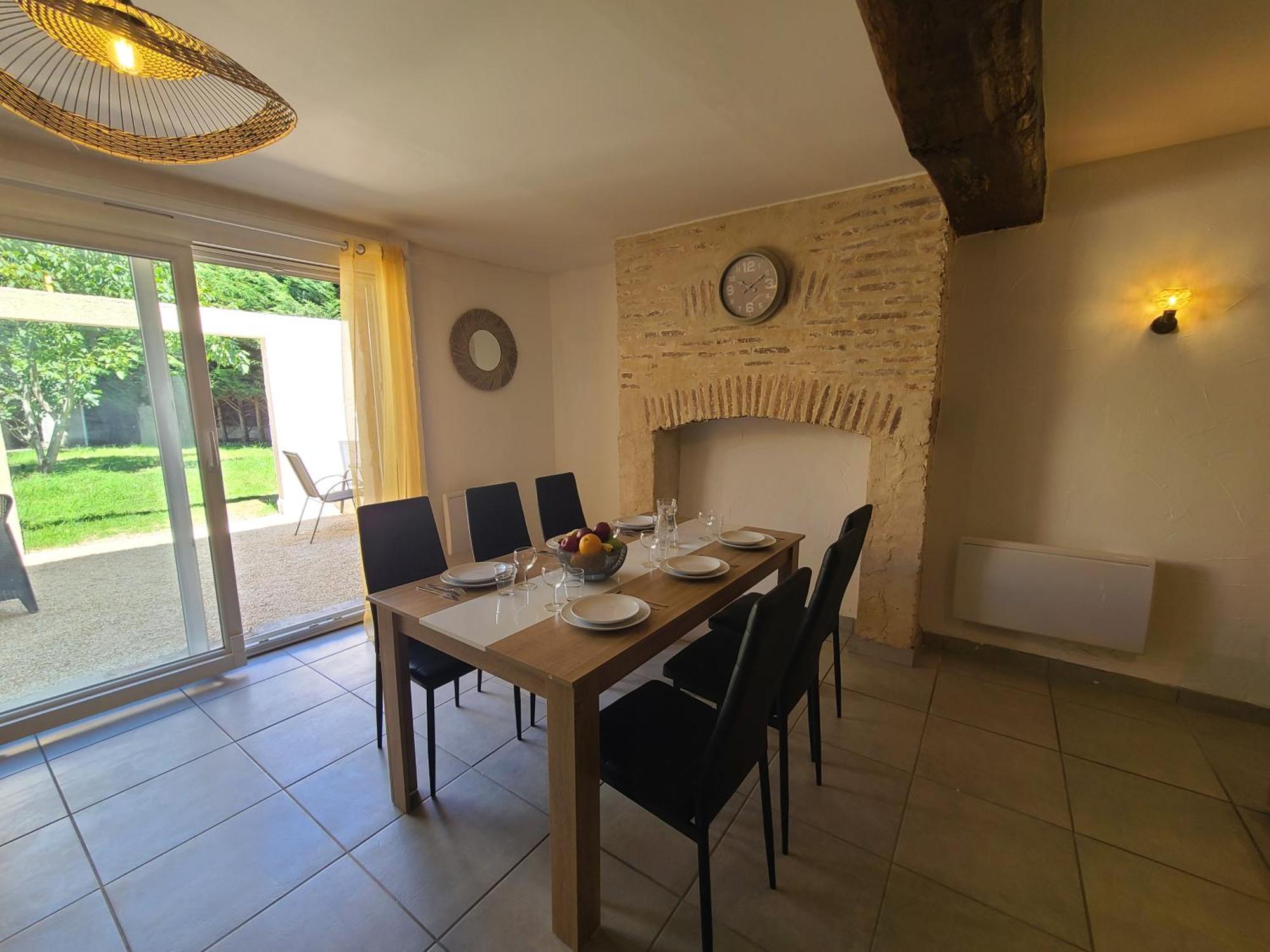 Maison 6 Personnes, Terrasse, Proche Centre-ville * Moulins (Allier)