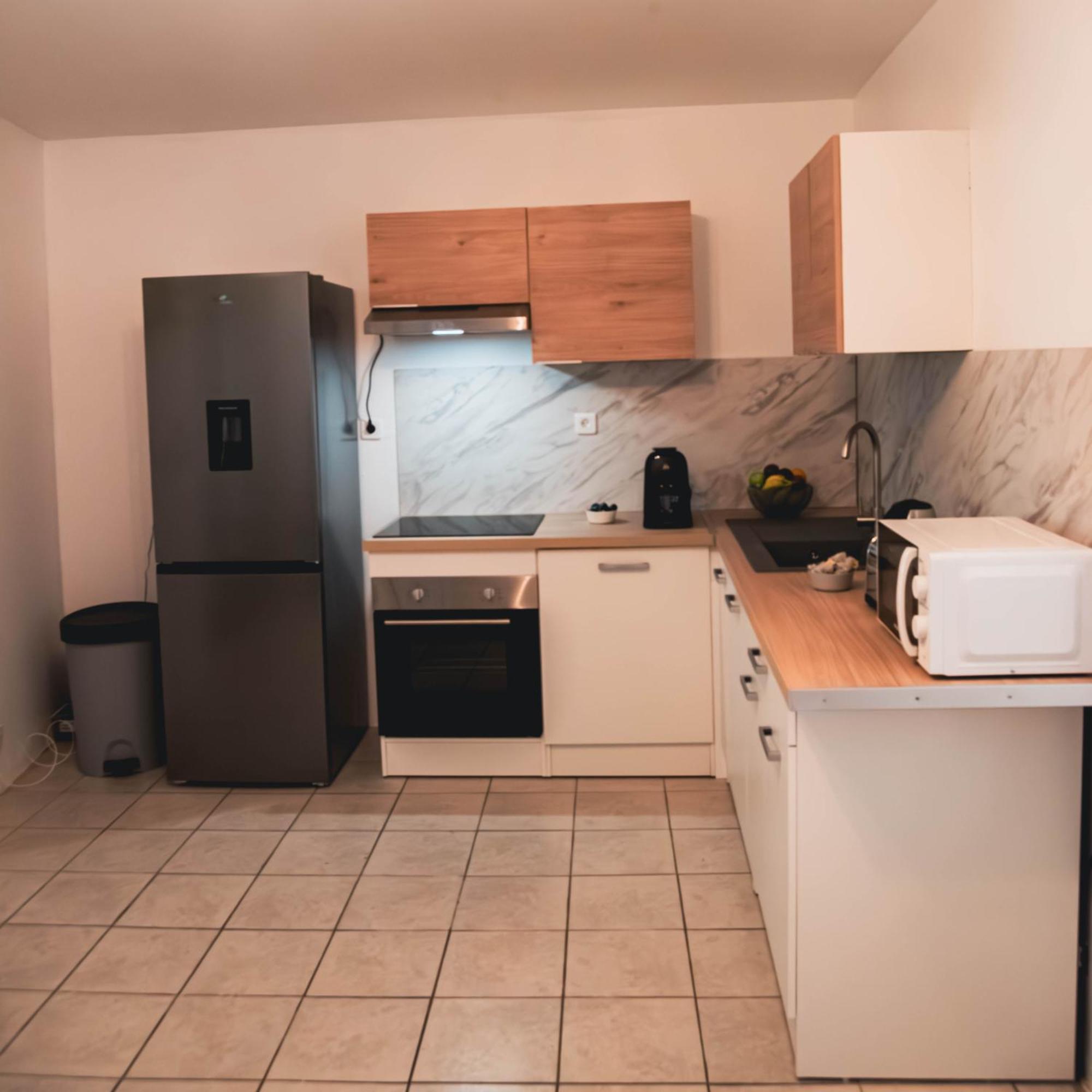 Vakantiehuis Maison 6 Personnes, Terrasse, Proche Centre-ville